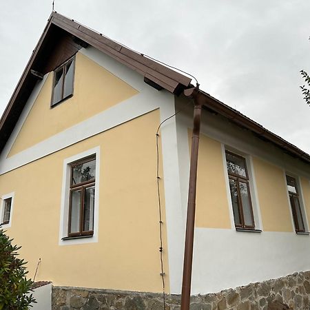 Prijemna Chaloupka Na Trebonsku Villa Chlum u Trebone Exterior foto