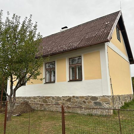 Prijemna Chaloupka Na Trebonsku Villa Chlum u Trebone Exterior foto